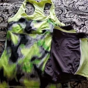 Womens Champion workout outfit